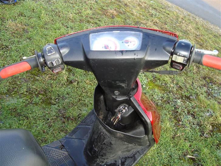 Yamaha Jog STJÅLET! billede 3