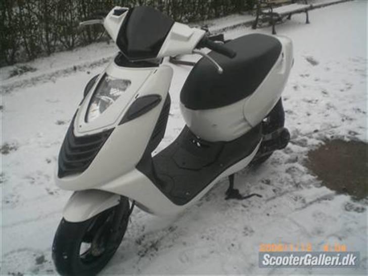 Aprilia Sonic billede 2