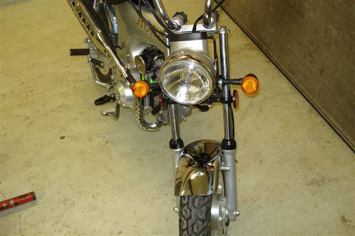 Honda DAX kopi (BYTTET) billede 5