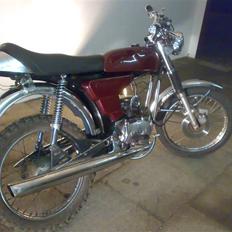 Yamaha 4 gaer dx efter (solgt)