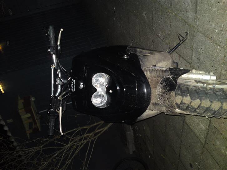 PGO hot 50 (solgt) - min hot med bartstyr  billede 3