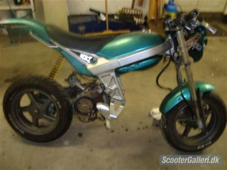 Suzuki Street Magic ^SOLGT^ billede 2