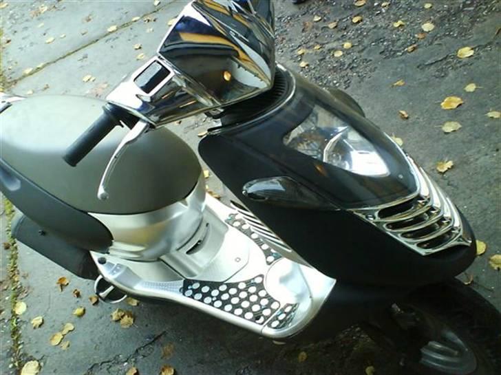 Aprilia Sonic (¯`·.¸¸.- Solgt billede 1