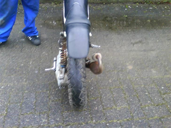 Suzuki Street magic.(SOLGT) - min ssm :)  den får andre skjolde på i morgen, mine lilla skjolde fra min anden ssm billede 4