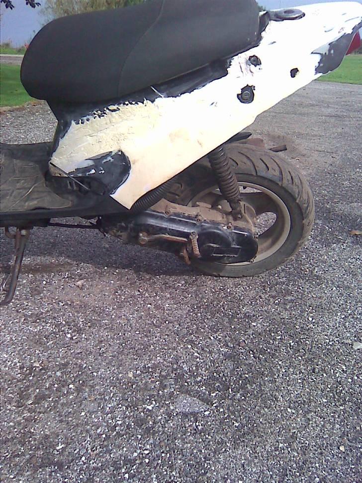 PGO HOT_NEOS byttet billede 2