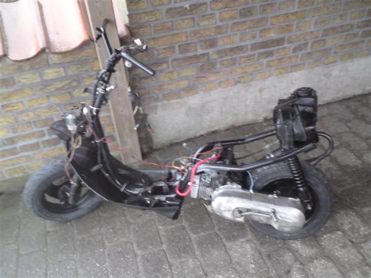 Yamaha Jog Evo ( Solgt ) billede 5