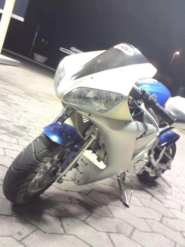 MiniBike Superbike R6 solgt billede 2