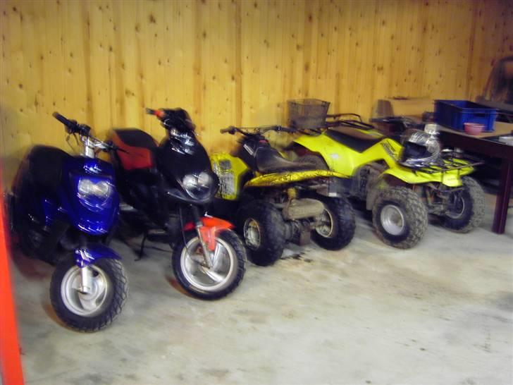 PGO hot 50 SOLGT!!!! - lige mine 4 skattebasser :) billede 8