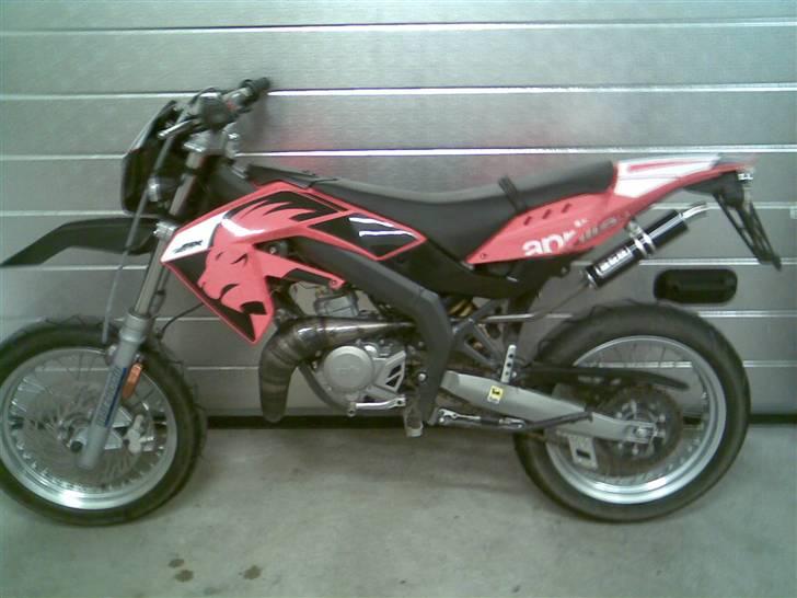 Aprilia SX50 SCR CROSS SOLGT - Den lyder bare kanon :D billede 3