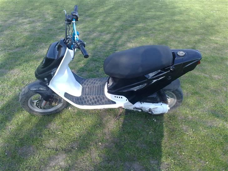 PGO Hot 50 **SOLGT** billede 1