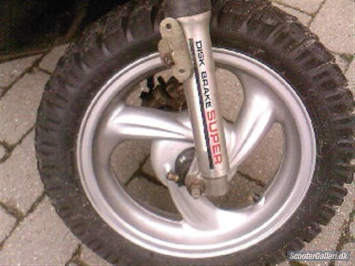 PGO Hot 50 solgt billede 4