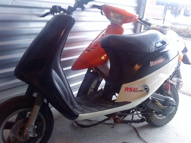 Piaggio zip nu (solgt) billede 2
