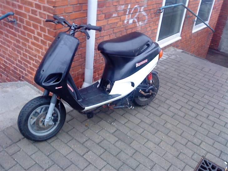 Piaggio zip nu (solgt) billede 4