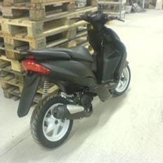 Yamaha Jog R  SOLGT 