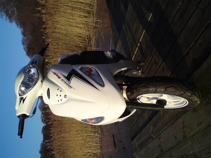 PGO White Magic [SOLGT] billede 8