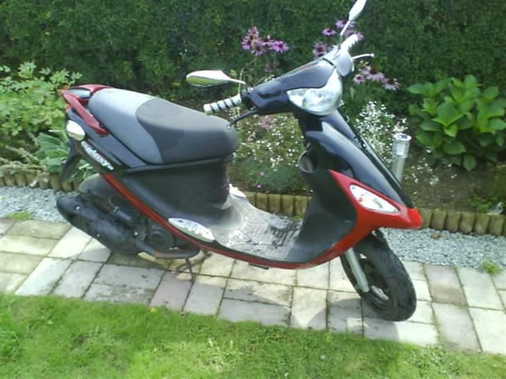 PGO Galaxy 50 billede 1