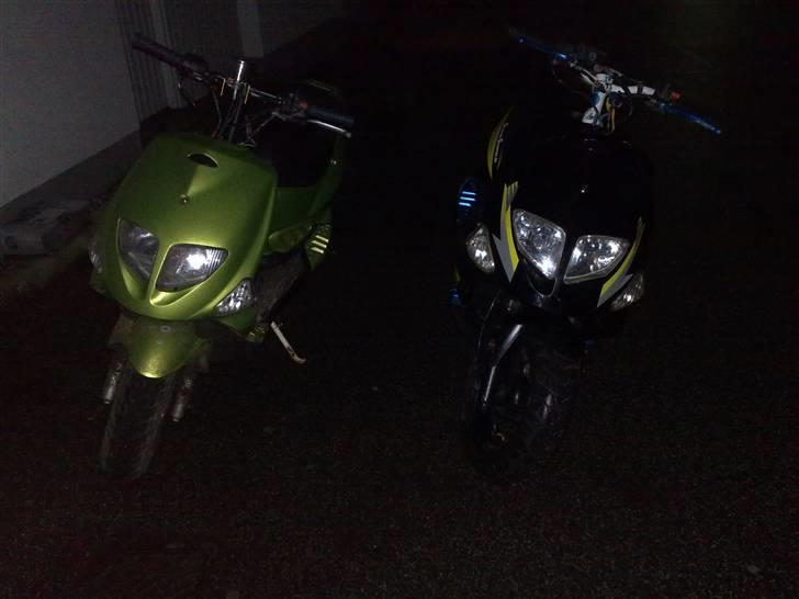 PGO Dr. Big -Solgt- - Min og Min og michael P´s Bigger, fanme en nice maskine han har :P billede 7