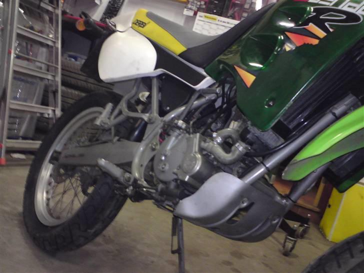 Derbi Senda R - mangler at sætte kæde og udstødning på. :) billede 2