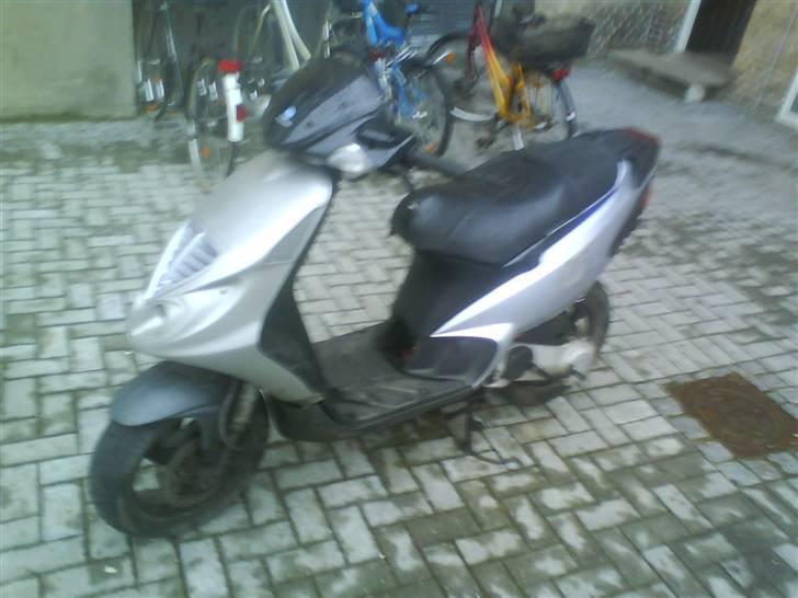 Piaggio nrg mc3 bygget om - den er ikke lige blevet vasket :) billede 9
