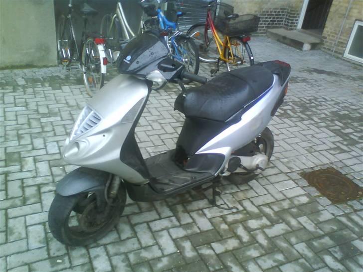 Piaggio nrg mc3 bygget om - den er ikke lige blevet vasket :) billede 10
