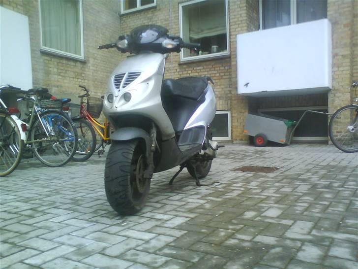 Piaggio nrg mc3 bygget om - den er ikke lige blevet vasket :) billede 14