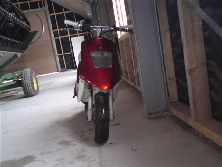 Yamaha jog lc *BYTTET* billede 7