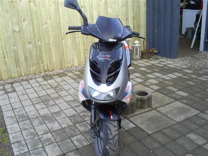 Aprilia SR50 ERRE Factory (solgt) billede 2