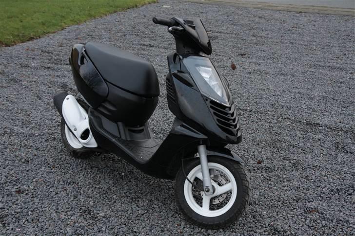 Aprilia Sonic -'B&W'- SOLGT billede 1