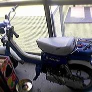 Suzuki FZ-50