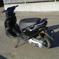 Aprilia sonic (GAMMEL PIC ! )