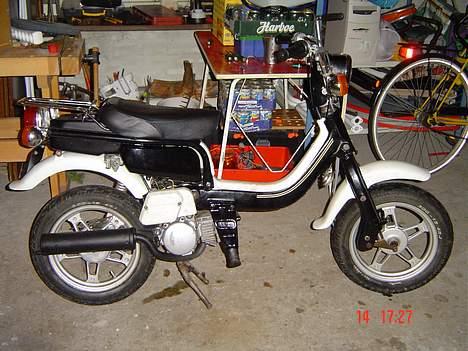 Suzuki fz50 (solgt for 2800 kr.) billede 1