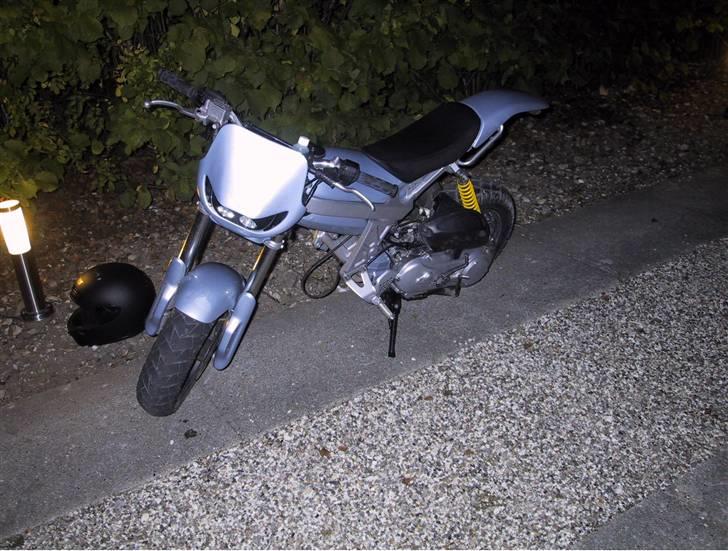 Suzuki street magic lc til salg  - lidt gejl billede 4