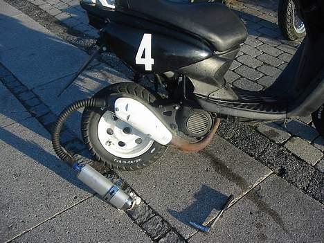 Yamaha bws ng solgt - Griner mig og dumle laved lidt sjov.. hehe lød meget sjovt billede 9