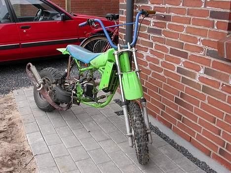 Kawasaki 60ccm (smaderet hehe) billede 3