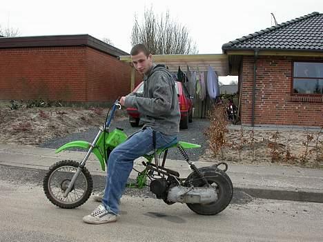 Kawasaki 60ccm (smaderet hehe) billede 7