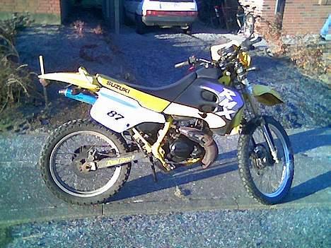 Suzuki RMX (solgt) billede 3