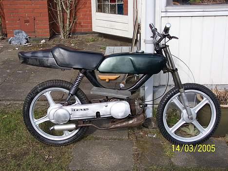 Vespa Bravo - Solgt billede 1