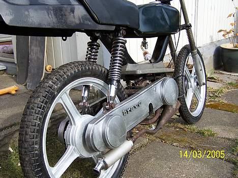 Vespa Bravo - Solgt - bag fælge billede 3