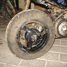 Yamaha jog evo projekt 09 solgt