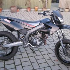 Derbi senda sm x-treme solgt 