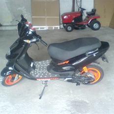 TGB Pegasus 303 r 70 ccm