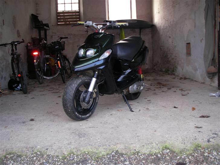 Yamaha bws (Byttet) - Min gamle bws. den er flottere, men langt fra lige så hurtig! billede 8