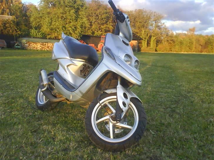 Yamaha Bws ng. Solgt - D 13/10 2009 billede 8