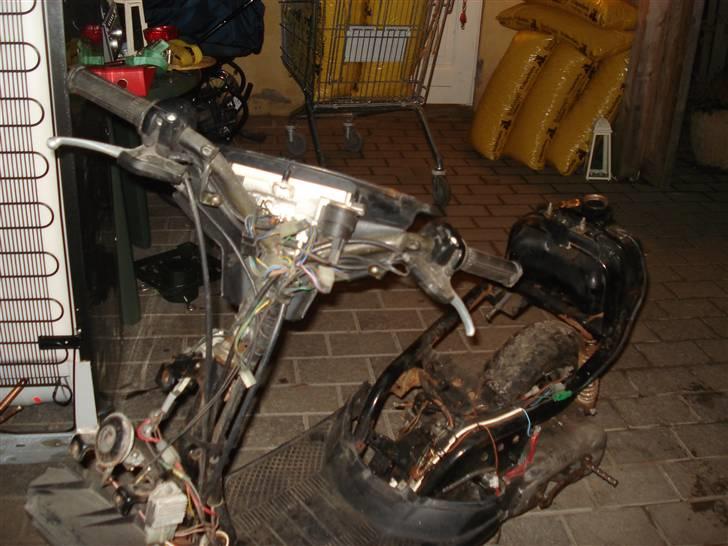 Yamaha jog evo projekt 09 solgt - jogrox projekt billede 5