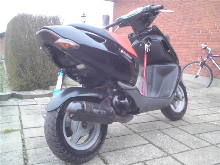 Aprilia sonic solgt 7500KR billede 9