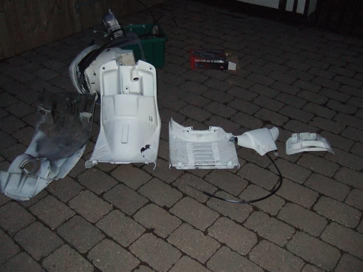 Yamaha Jog AS SOLGT billede 11