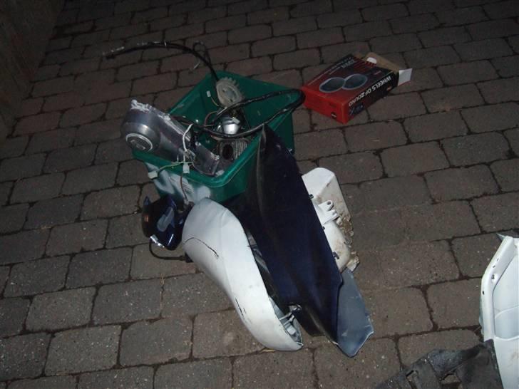 Yamaha Jog AS SOLGT billede 12