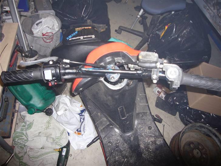 Yamaha jog space LC SOLGT billede 5