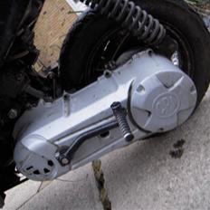 Aprilia sonic lc solgt.