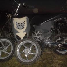 Yamaha Neos /Projekt\